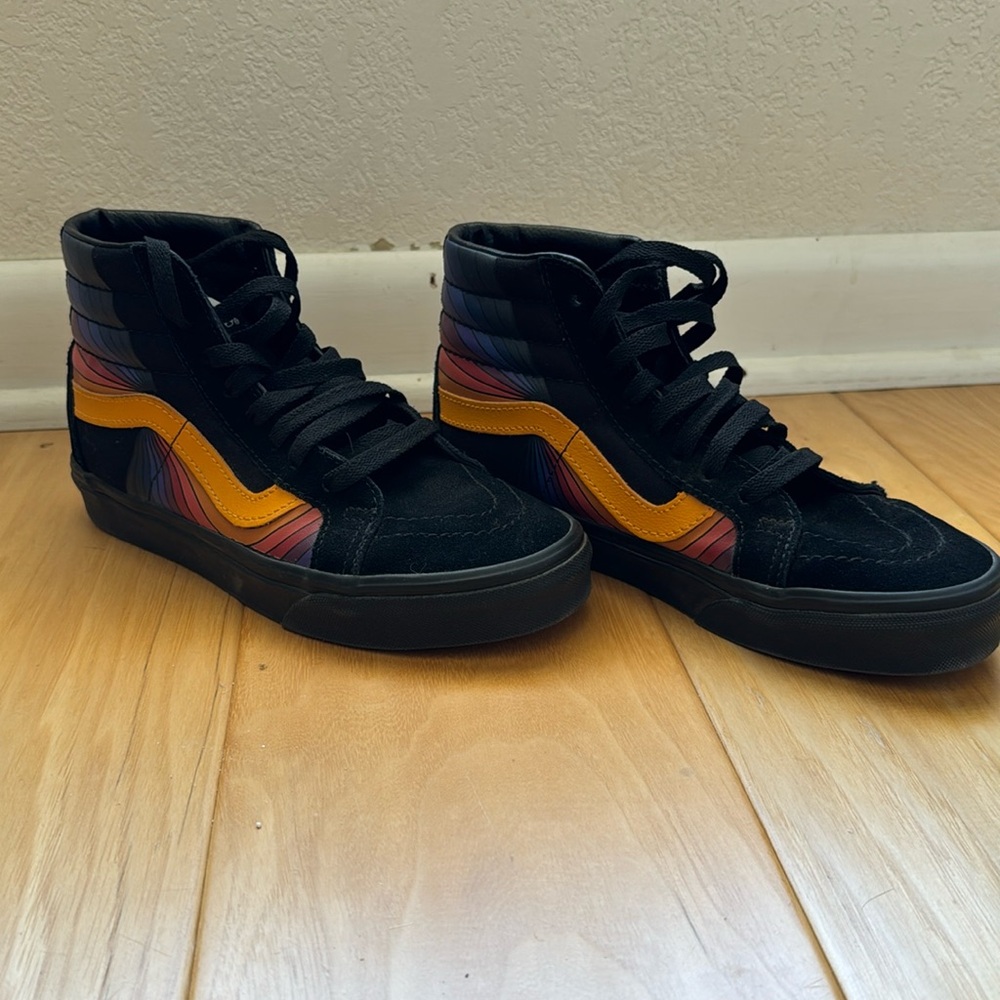 Vans Refract Sk8-Hi Reissue 721356 Size 6.5W/5M Black with Orange Vintage Style.